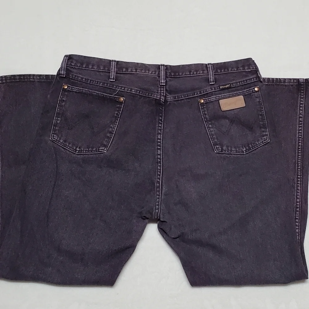VINTAGE 1980s Wrangler Purple USA Made High Waisted Butt Hugging Jeans
